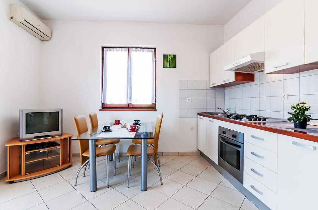 Apartments Andrej Задар Екстериор снимка